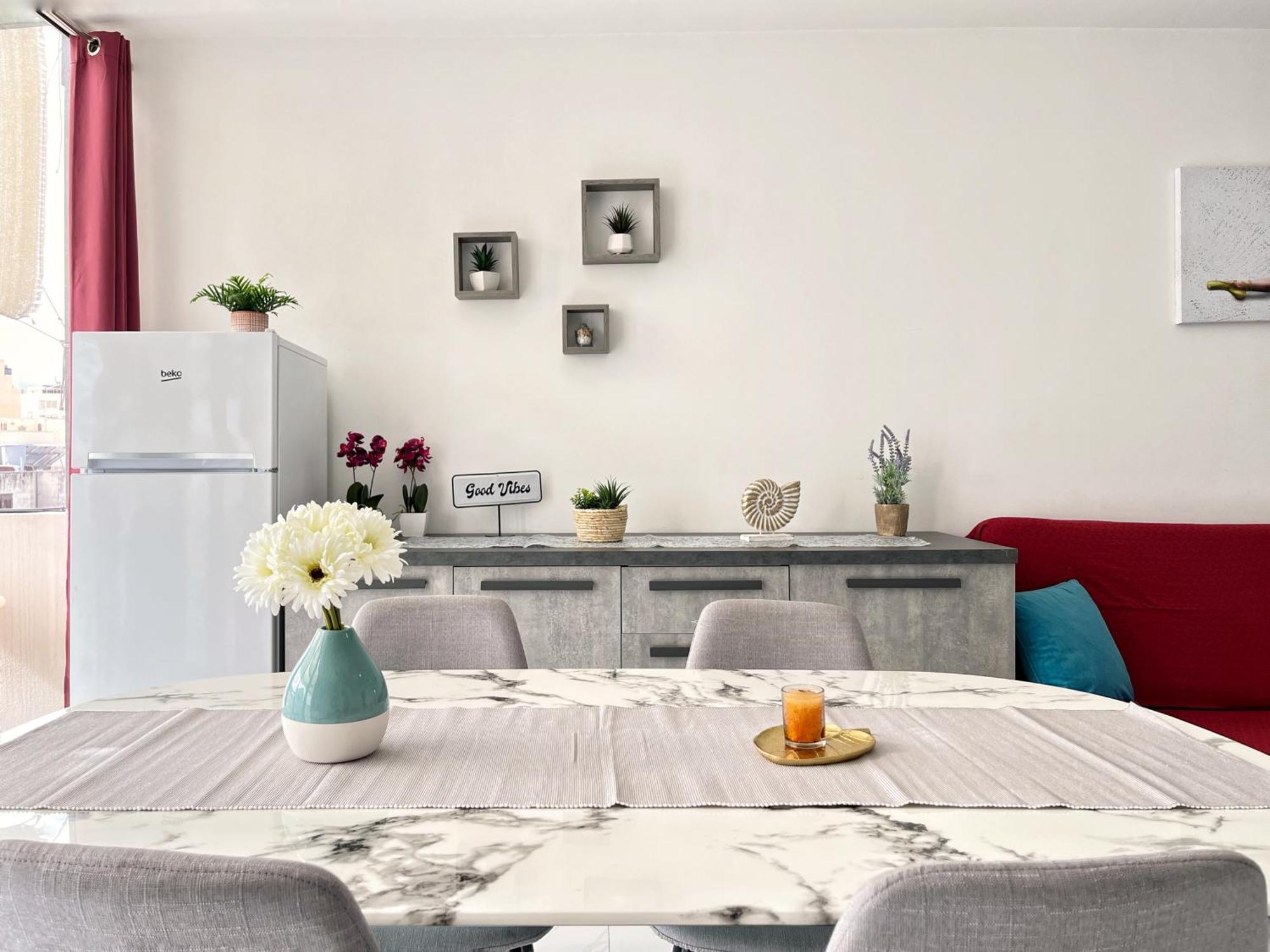 Marina Apartments Мсида Экстерьер фото